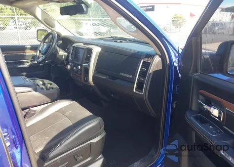 2018 Ram 1500 Laramie 4X2 6'4 Box from USA, damaged, VIN 1C6RR6JT2JS105175